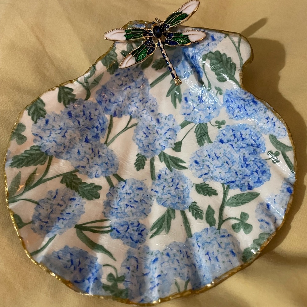 Dragonfly Shell Trinket Dish